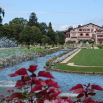 Villa Arnaga depuis le fond du jardin